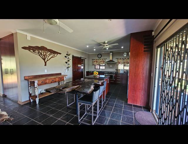 3 BEDROOM HOUSE FOR SALE IN SWARTRUGGENS